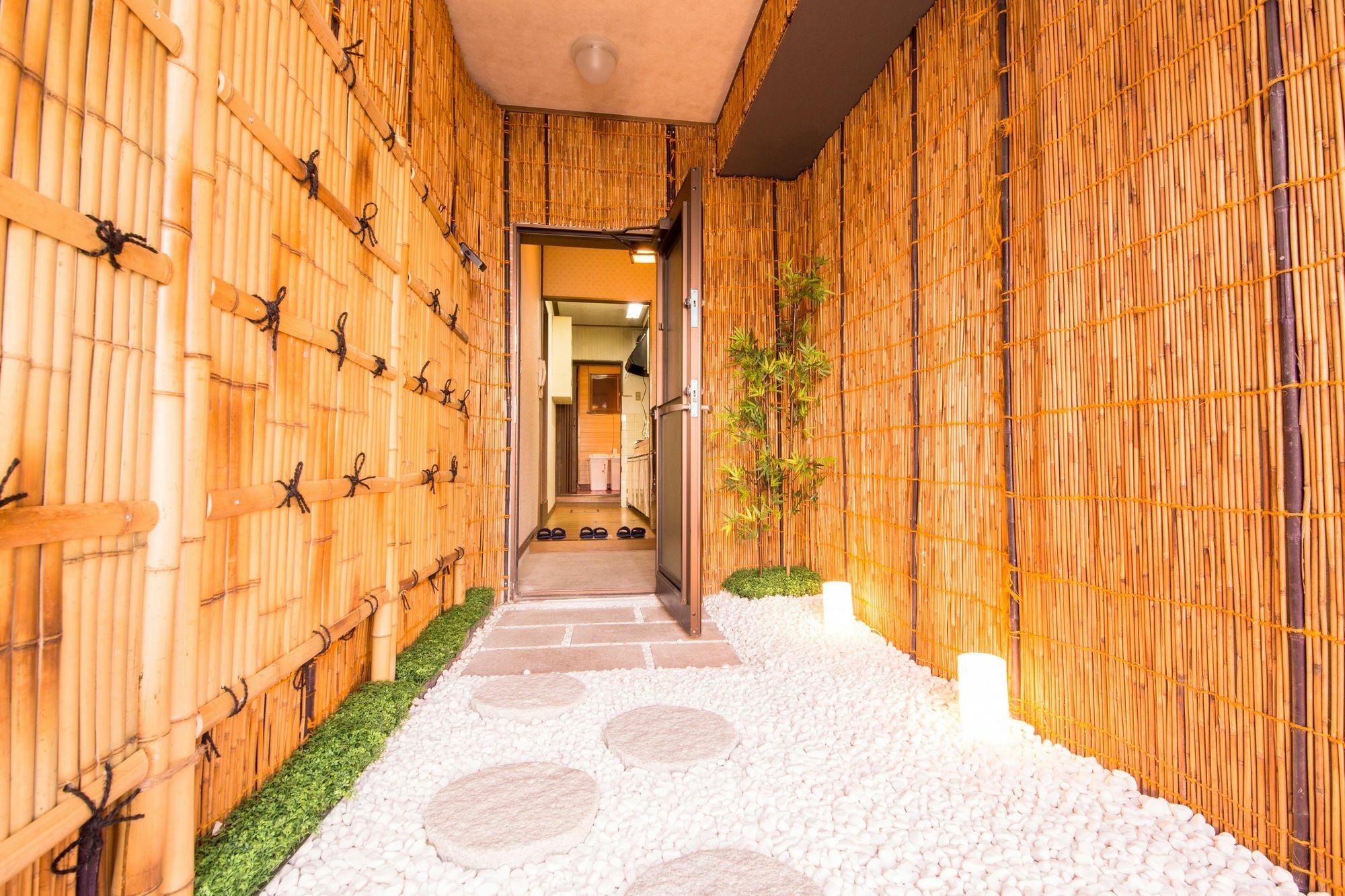 Kyoto Fushimi Lib Plus Buitenkant foto