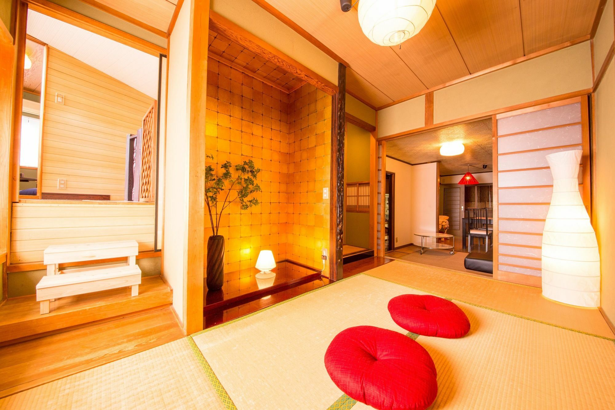 Kyoto Fushimi Lib Plus Buitenkant foto